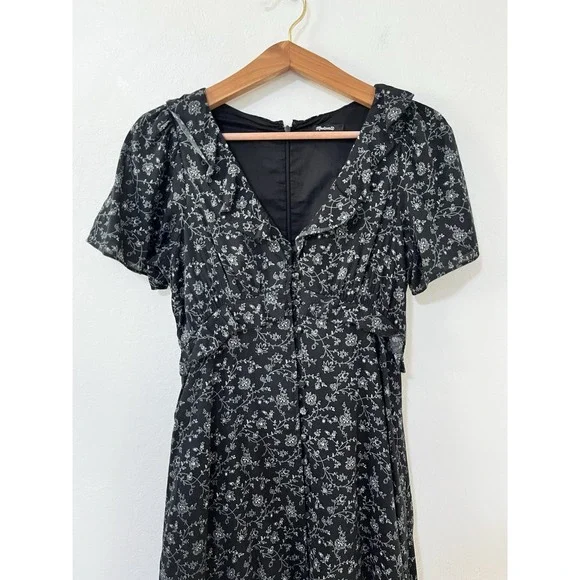 Madewell Ruffled Tiered Midi Dress Size 0 Black Dotted Vines Dark Cottagecore - Picture 2 of 6